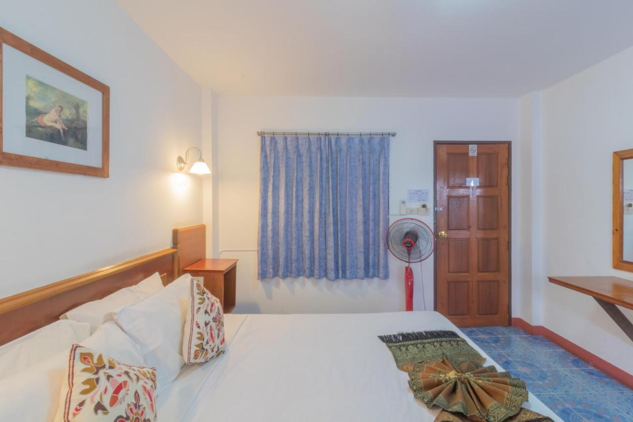 Rendezvous Oldtown Chiangmai Otel Chiang Mai Dış mekan fotoğraf